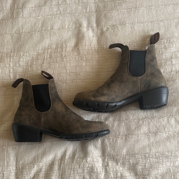 Blundstone Shoes - Blundstone Chelsea Ankle Boots Women’s Series #1677